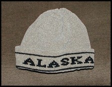 ALASKA KNIT BEANIE / WINTER HAT