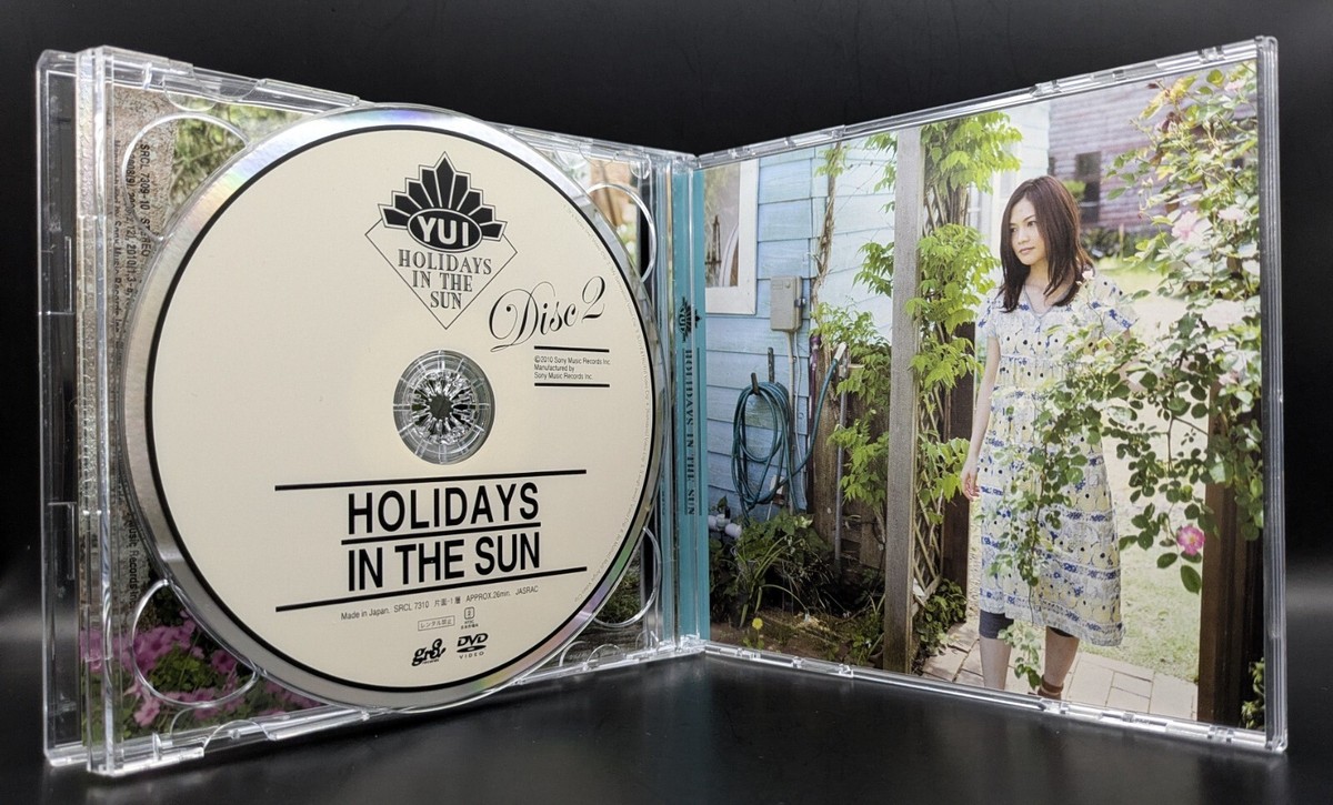 YUI HOLIDAYS IN THE SUN 2010 Album CD + DVD Ltd/E Used J-Girls
