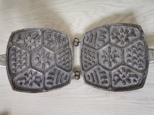Vintage USSR Aluminum Waffle Iron Press for Baking Cookies-image
