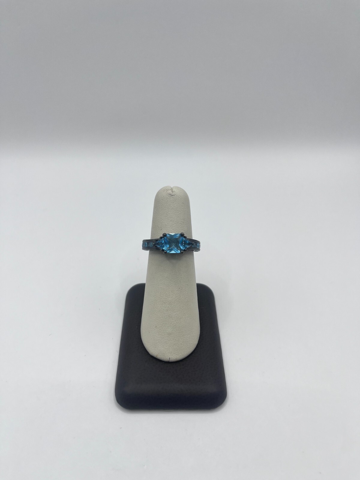 Black Blue Stone Square Ring - image 1