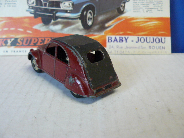 Dinky Toys France - Ancienne Citroën 2CV 24T - Bon état
