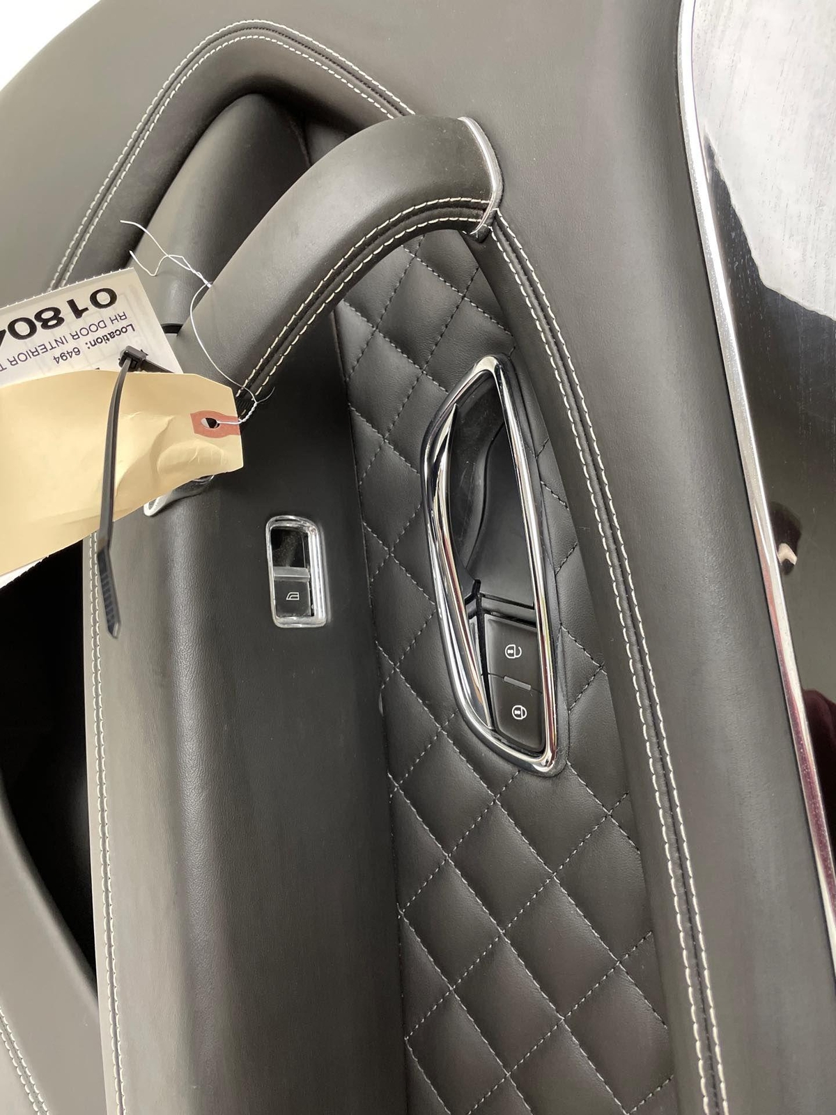 2016-2020 BENTLEY BENTAYGA DOOR INTERIOR TRIM PANEL COVER LEATHER REAR RIGHT