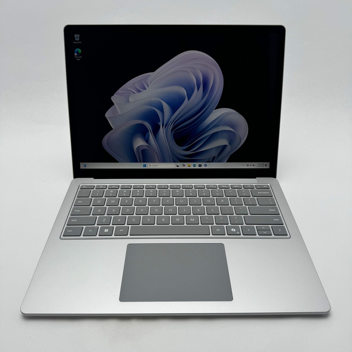 Microsoft Surface Laptop 6 2033 13.5 Microsoft Surface Laptop 6 2033 13.5