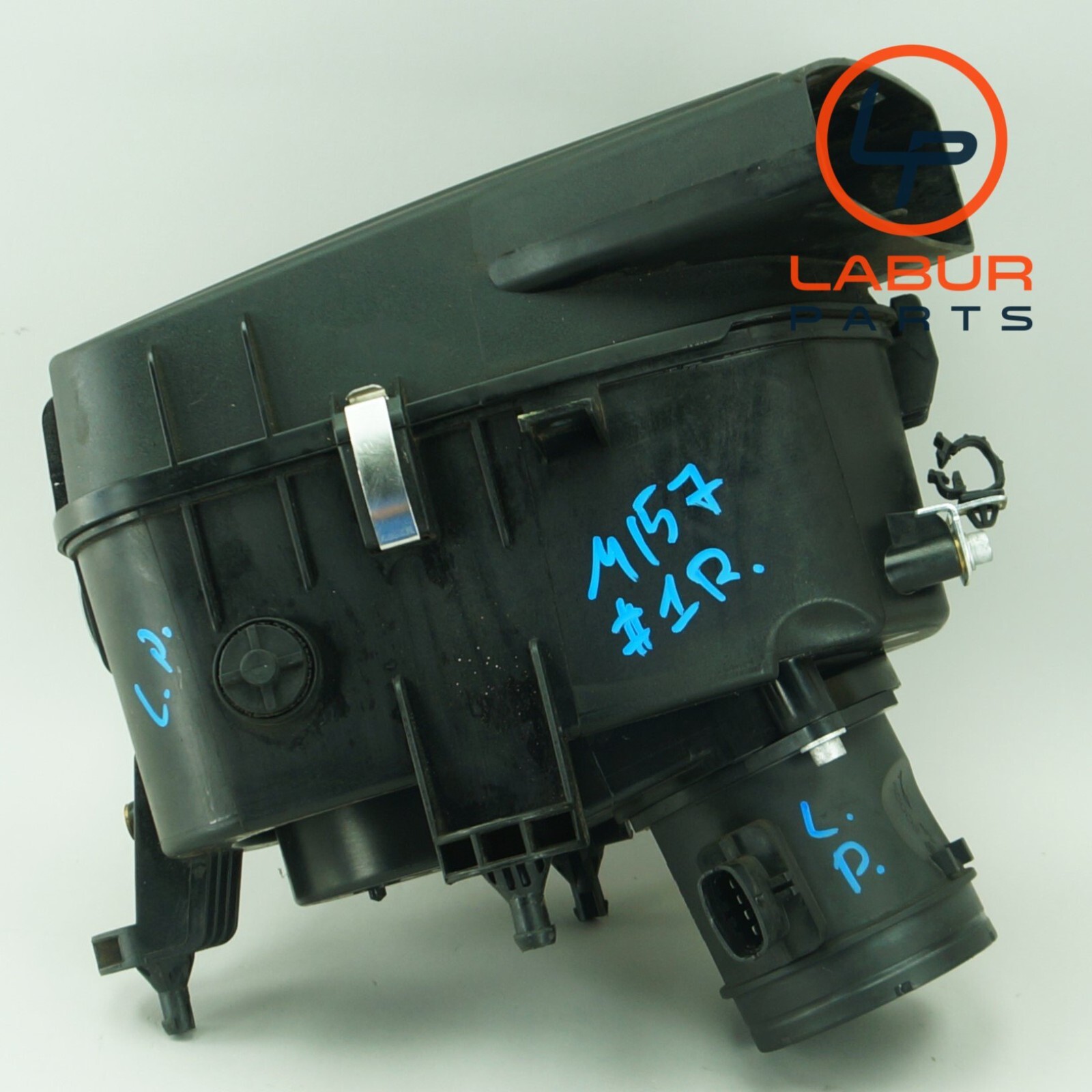 M157 14-17 Maserati Ghibli Right Side Air Intake Filter Cleaner Box Z4757