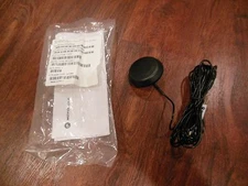 NEW MOTOROLA BLACK Low Profile Antenna Puck Police Crown Victoria P71 GPS