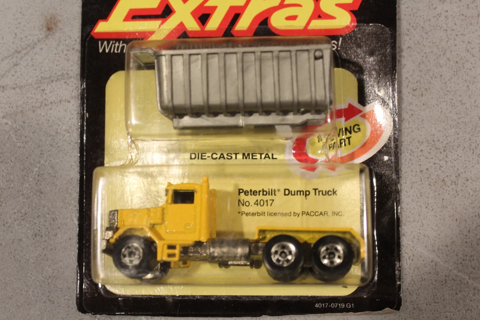 Mattel Hot Wheels Extras PETERBILT DUMP TRUCK Yellow #4017 Malaysia Stamped 1979 - Image 2 of 3