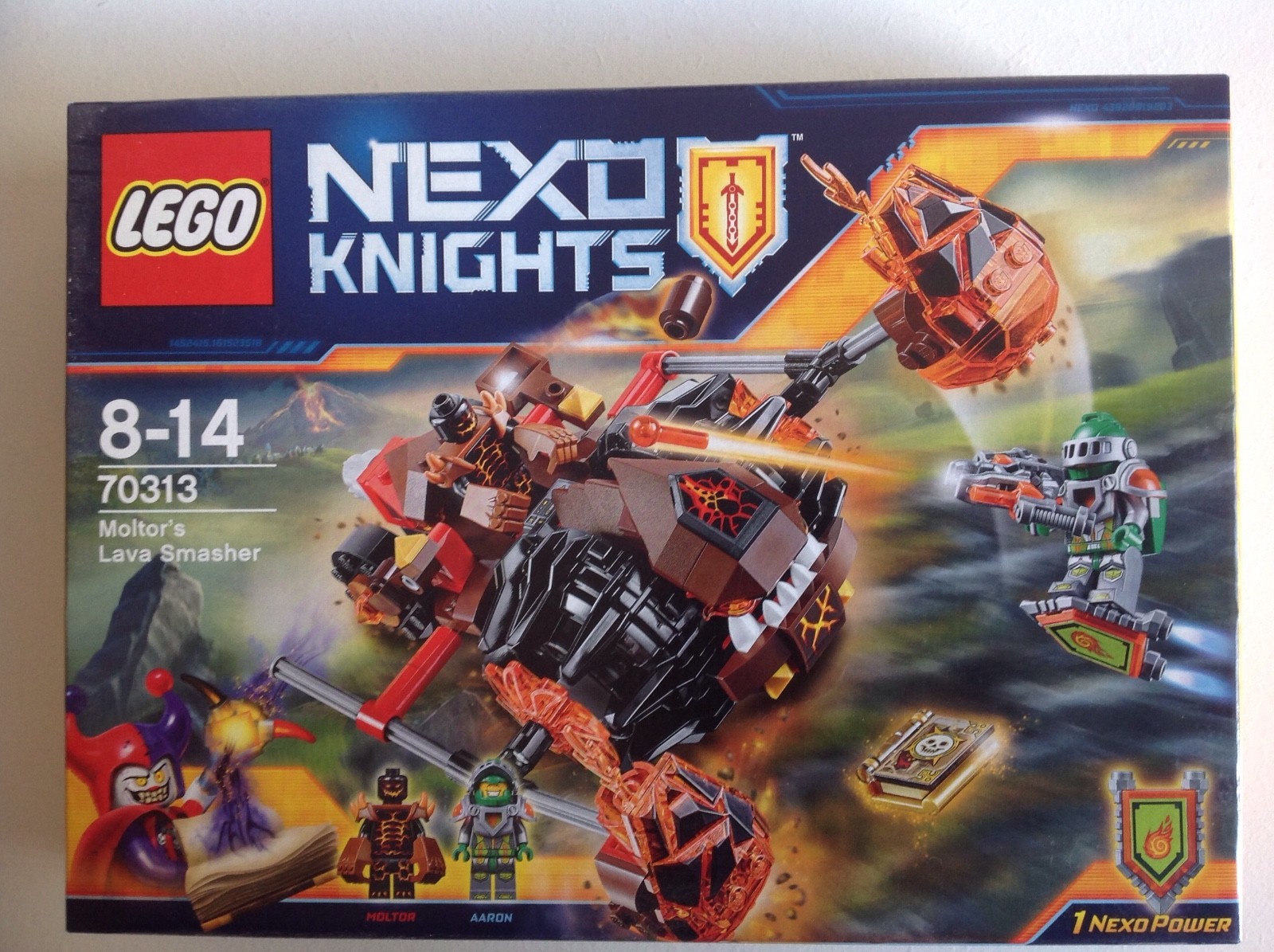 Lego Nexo Knights 70313 Moltor's Smasher New Boxed Set With Moltor & Aaron. Lego Nexo Knights 70313 Moltor's Smasher New Boxed Set With Moltor & Aaron.