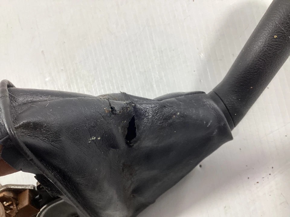 2009-2013 TOYOTA COROLLA FREIO DE ESTACIONAMENTO DE EMERGÊNCIA FREIO DE MÃO ALAVANCA ALÇA FABRICANTE DE EQUIPAMENTO ORIGINAL. - Imagem 4 de 4