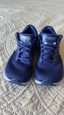 Topo Athletic Women  s Shoes Size 9