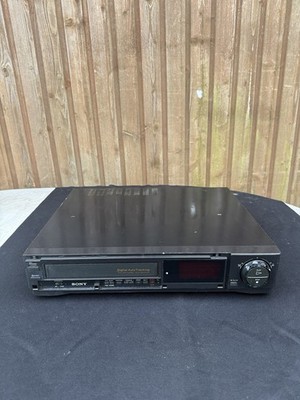 Videorecorder Sony SLV-235 VP  VHS Spieler Digital Auto Tracking (8159)