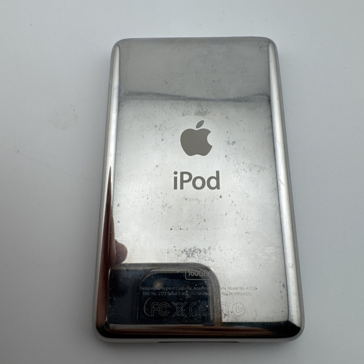 Apple iPod Classic 7th Generation 160GB Space Grey/Model MC297LL