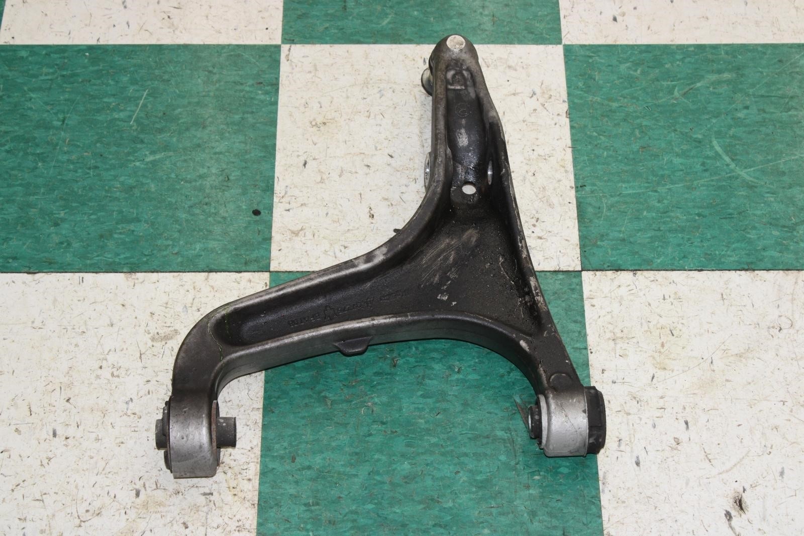 Maserati Ghibli 2014-2017 Front Right Lower Control arm