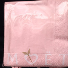 MOET CHANDON CHAMPAGNE CUPIDS LOVE ARROW NAPKINS BNIP PARTY WEDDING ANNIVERSARY