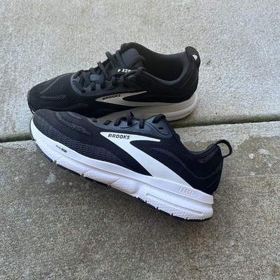 Women s Black Brooks Trace Athletic Black White Size 9.5 Shoes Sneakers