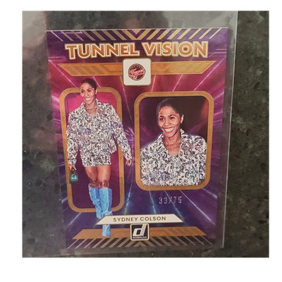 Panini Donruss WNBA Tunnel Vision Sydney Colson #11 Orange Fireworks /75