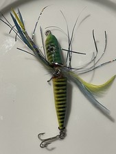 Green Yellow Fish-Shaped Jig Fishing Lure, Plastic, Feathers, Treble Hook