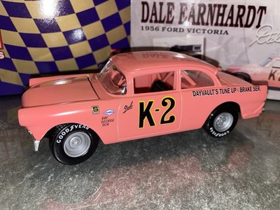 NASCAR ミニカー　FORD 1/24 Dale Earnhardt Sr 1956 K-2 Pink Nascar 1/24 NASCAR Diecast Ford