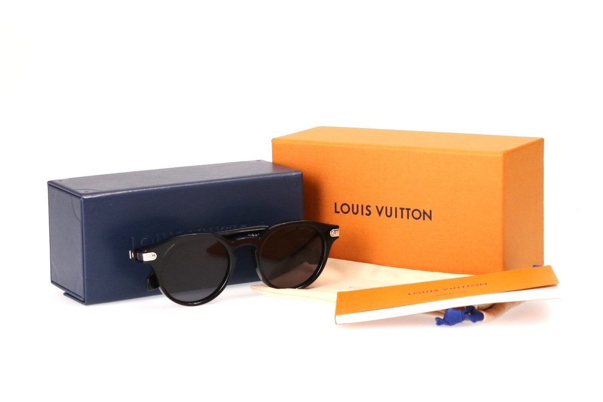 LOUIS VUITTON MEN'S LV Signature Round Sunglasses Z2434UBLACK Pre