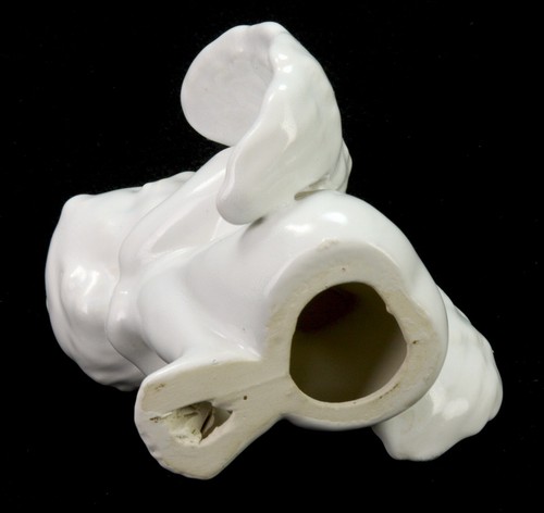 White Ceramic Resting Cherub Angel Figurine 5¼" - Picture 5 of 5
