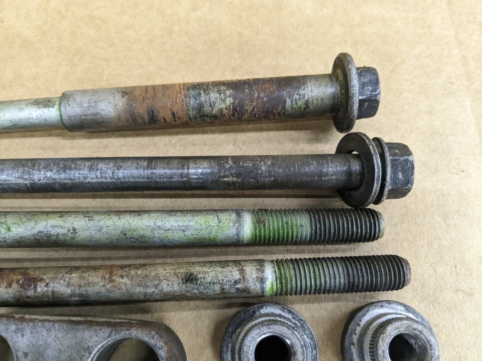 Mazda Miata 1990-2005 PPF marco de planta de energía pernos diferencial transmisión manual OEM Foto 4 de 4