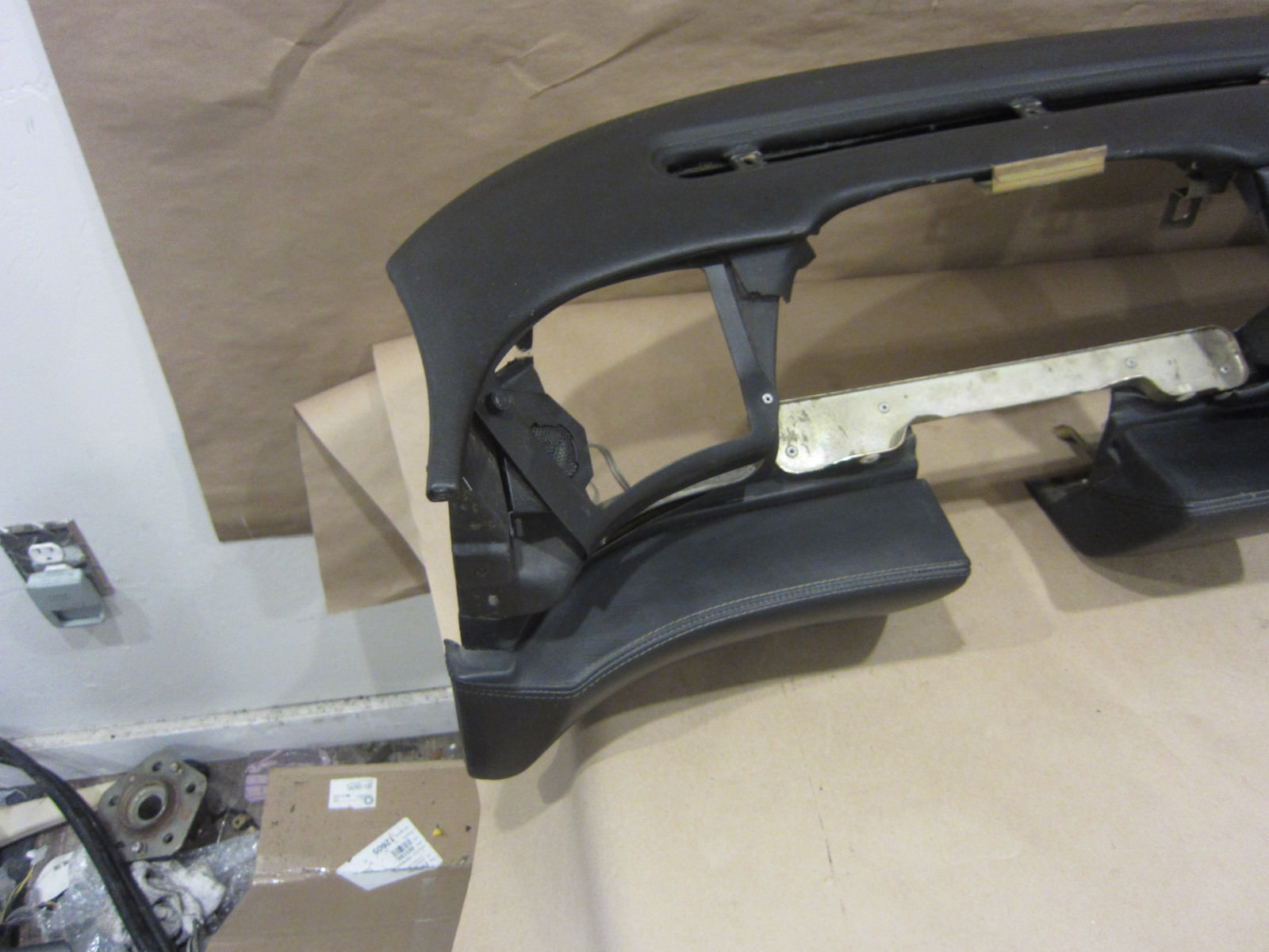 Ferrari 348 - Dashboard / Dash / Glove Box / Black  - USED - P/N 63357400