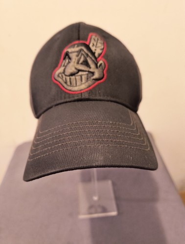 Fan Favorite Cleveland Indians Chief Wahoo Black Gray Baseball Hat Adjustable - Picture 2 of 11