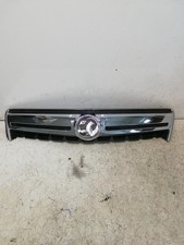 VAUXHALL ANTARA FRONT BUMPER GRILLE 25983424 2011