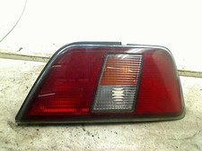 Feu arrière Daihatsu APPLAUSE