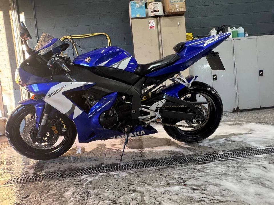 2002 yamaha r1 - Image 4 of 4