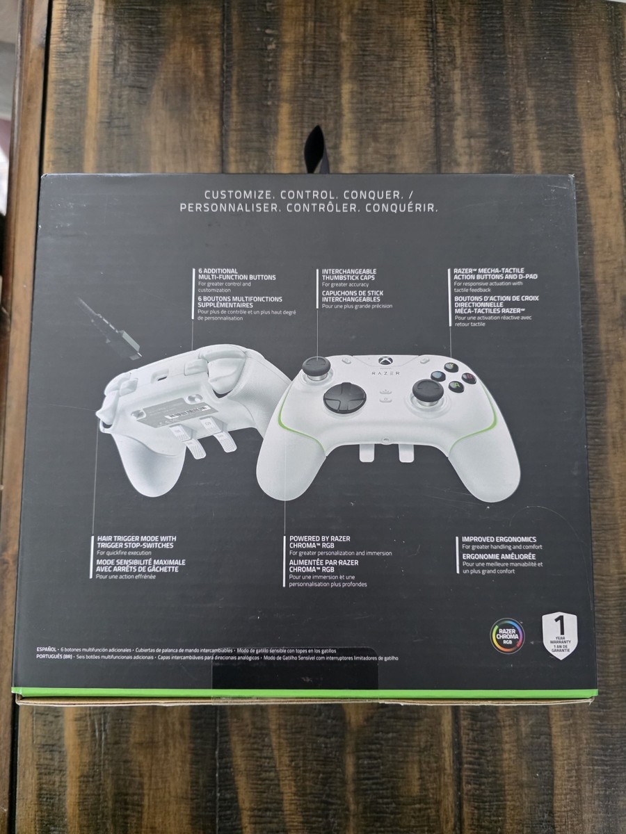 Razer Wolverine V2 Chroma White Wired Controller RGB Xbox Series X