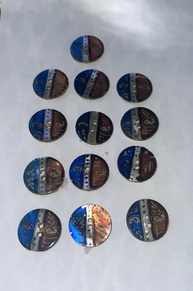 Set Of 13 Antique Victorian Painted Red White Blue Abalone Shell Buttons - Image 2 of 4