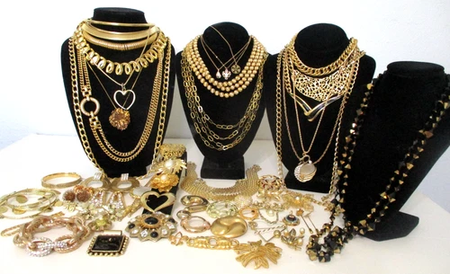 Lot Mixed Vintage Gold tone Costume Jewelry Necklace Bracelets Earrings Pins