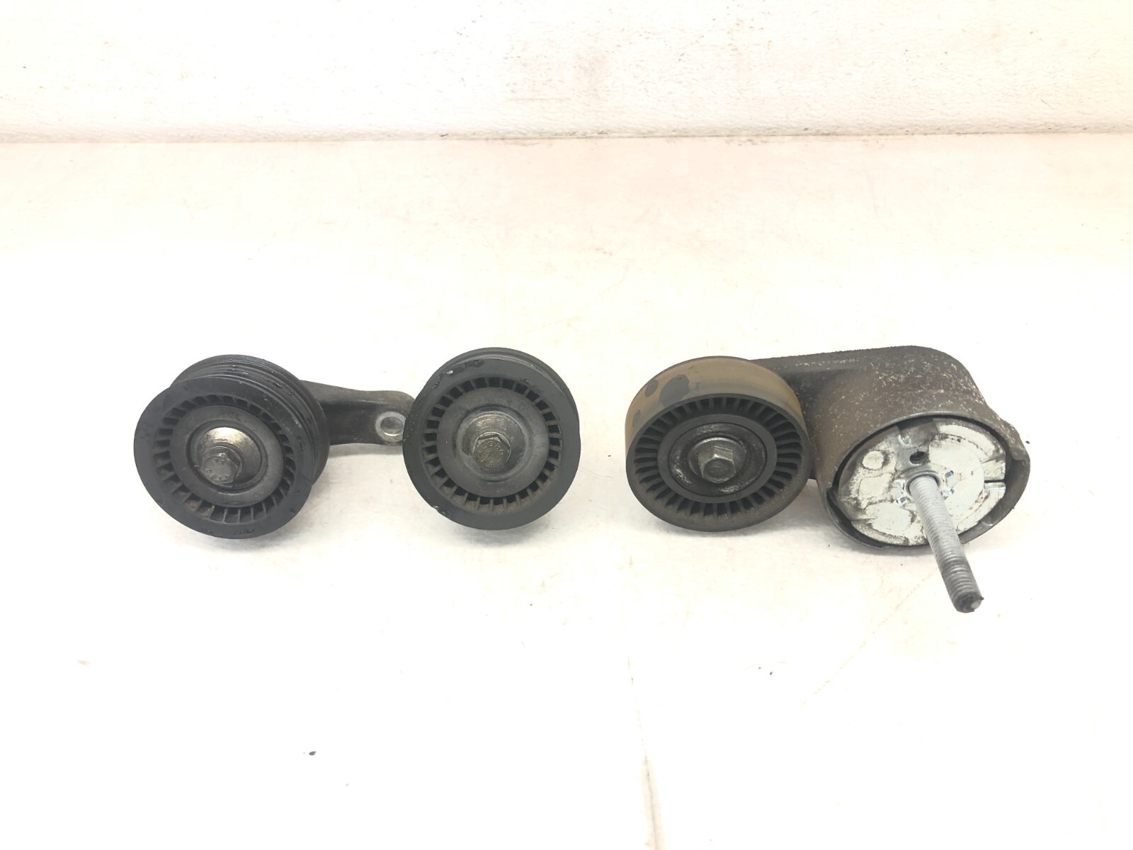 2014-2021 MASERATI QUATTROPORTE 3.0L ENGINE SERPENTINE BELT TENSIONER PULLEY X2
