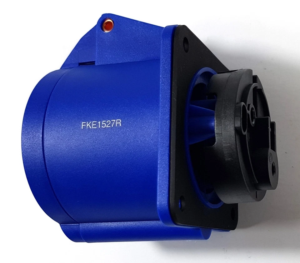 10 Pack COMMANDO 250V 32A Panel Sockets Blue MK K9433BLU - Image 3 of 4