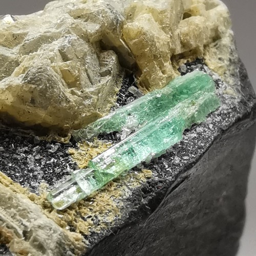 Smeraldo 163 ct con matrice / muzo, Colombia / esemplare di pietra preziosa cristallo grezzo - Foto 5 di 22