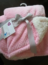 NWT Parents Choice Walmart Pink Chevron Whit Sherpa Royal Plush Baby Blanket new