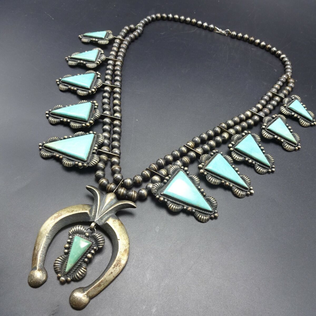 Green Bisbee Turquoise Vintage Native American Navajo Kirk Smith Bracelet Old- Highly Rare Green Bisbee Turquoise Vintage Native American Navajo Kirk Smith Bracelet Old- Highly Rare