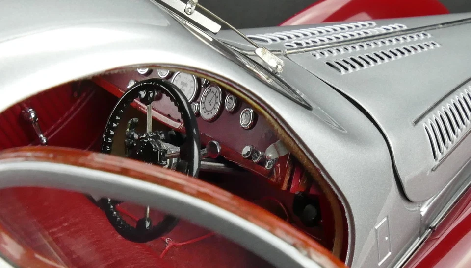 CMC M-165 Talbot-Lago Coupe T150 C-SS Figoni & Falaschi “Teardrop” 1937-39, 1:18 - Image 4 of 4