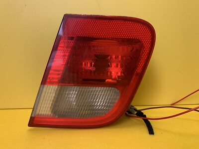 BMW 3 Serie  E46 Bremsleuchte Innenrückleuchte rechts 8364924,230522R *R-117