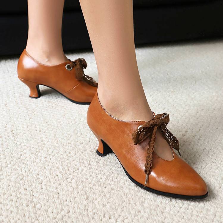Big Size Brogue Womens Kitten Low Heel Pointy Toe Pump Court Shoes Lace Up  Shoes