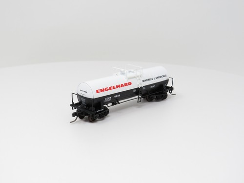 Atlas 50006156 Engelhard Kaolin Tank Car Single Dome N Scale Freight Car Train - Picture 2 of 10