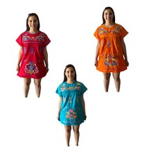 10 PIECE MEXICAN MINI TUNIC DRESS , SIZE SMALL , EMBROIDERED , MEXICO ,PUEBLA
