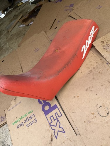 1993-2002 2000 HONDA XR200R OEM SEAT SADDLE XR200