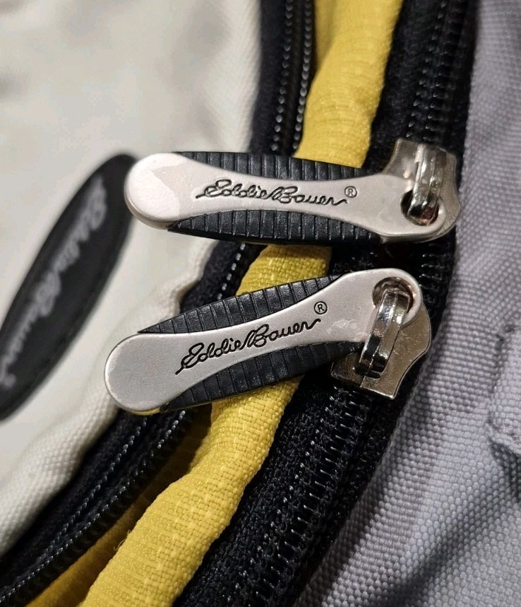 Eddie Bauer multipurpose backpack. - image 7