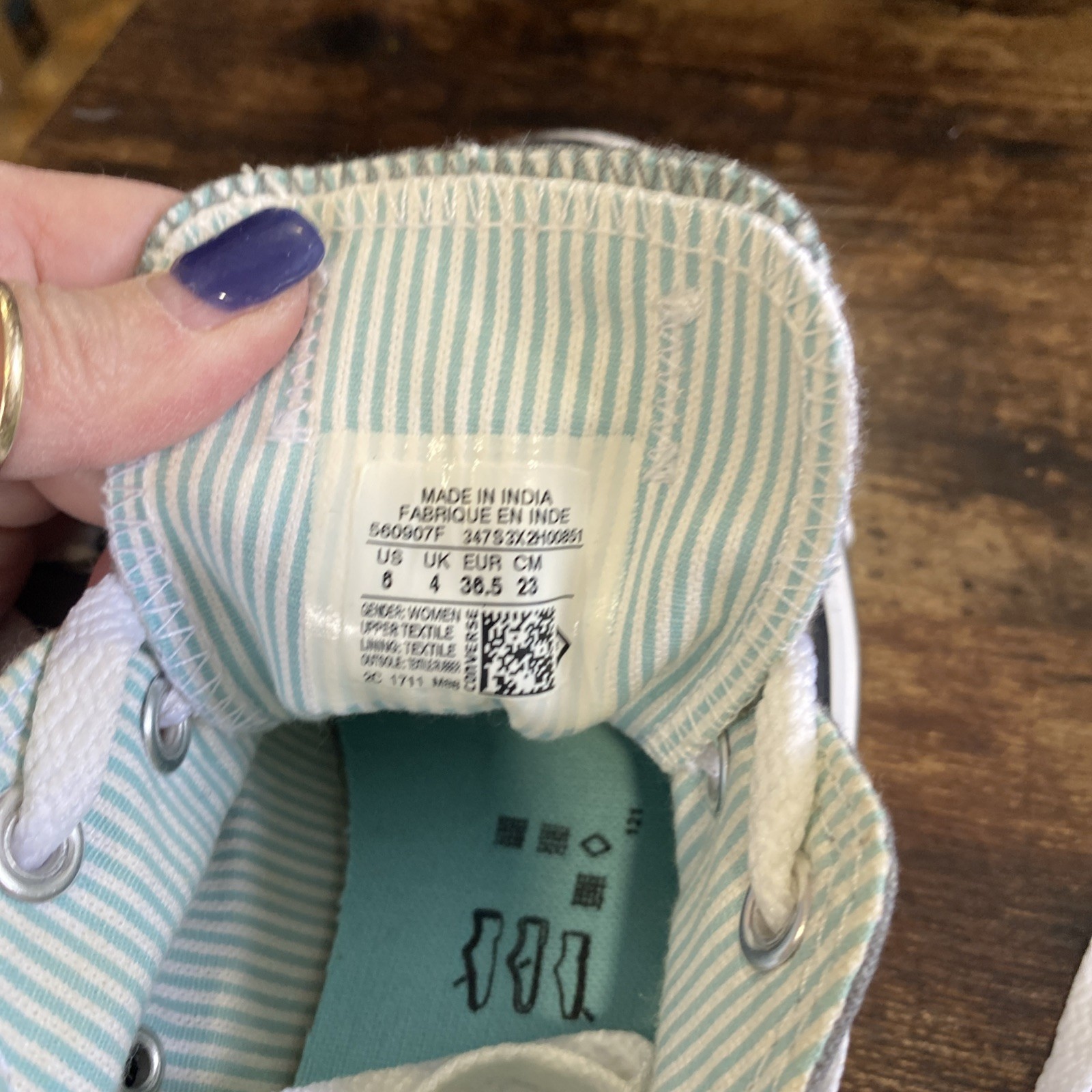 Converse Chuck Taylor Low Top Shoes All Star Double Tongue Sneakers Womens Sz 6 thumbnail 6