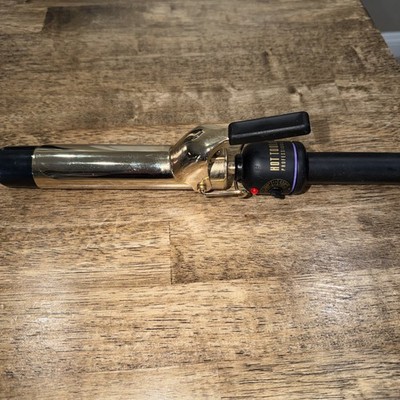 Hot Tools Professional 24K Gold Curling Iron Model 1110 Works Great