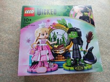 Image of LEGO Wicked - Elphaba & Glinda Figures - SET 75682 - NEW & UNOPENED