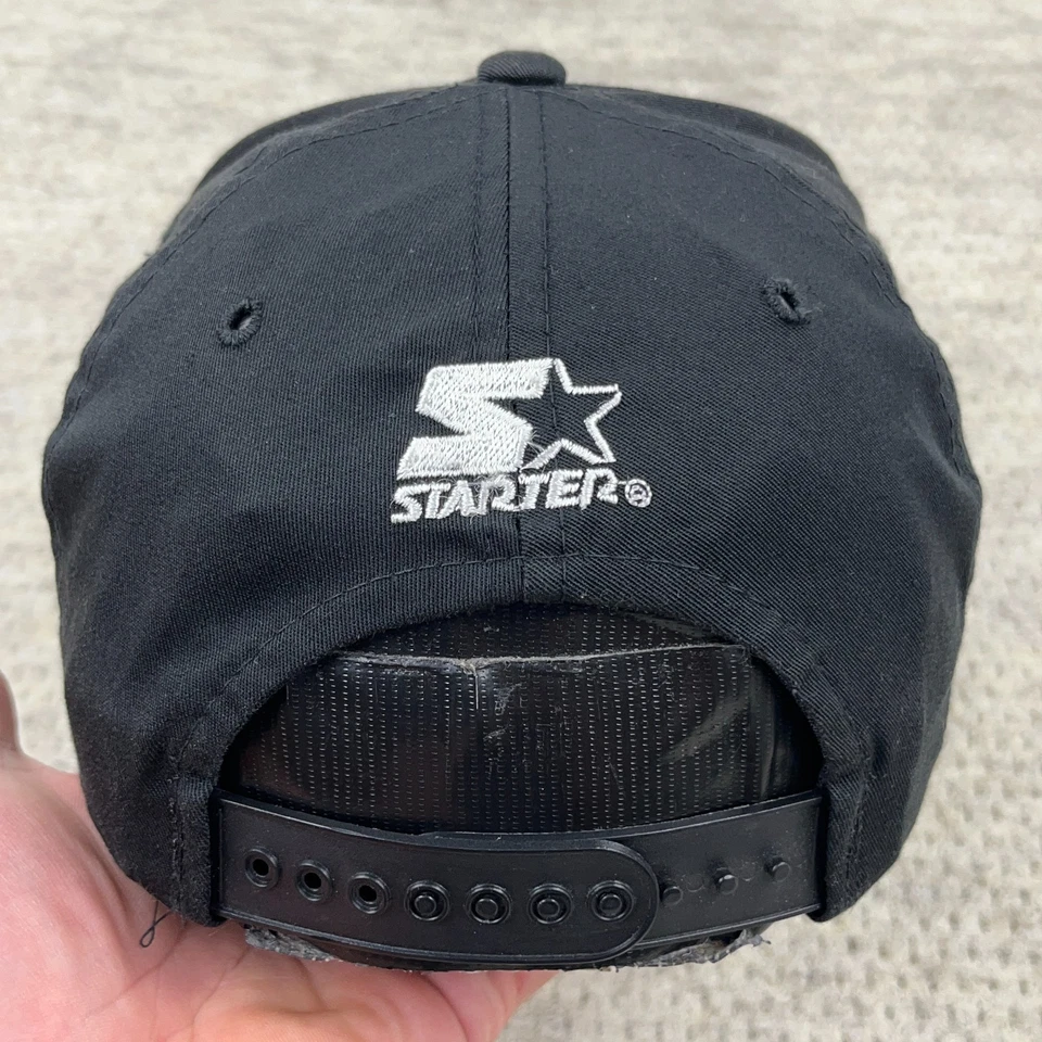 De colección Oakland Raiders Gorra Gorra Snapback Años 90 Starter Negro Sarga Shied LA Para Hombres Foto 2 de 4