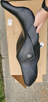 Genuine Harley-Davidson Motorcycle Seat RDW-92/61-0067 | 2304 HD