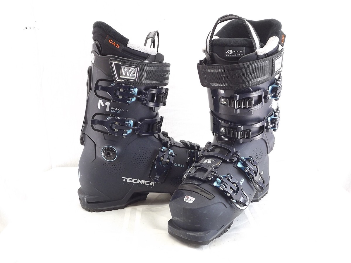 Tecnica Mach 1 LV 95w GW Used Wmns Ski Boots Size 23.5